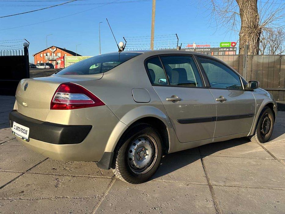 Renault Megane 2006 1.4 Бензин МКПП