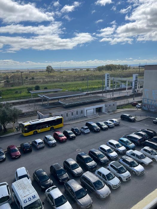 Aluga-se Escritorio em Santa Iria