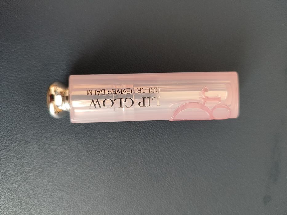 Dior Addict  Lip Glow Color Reviver Balm kolor 004