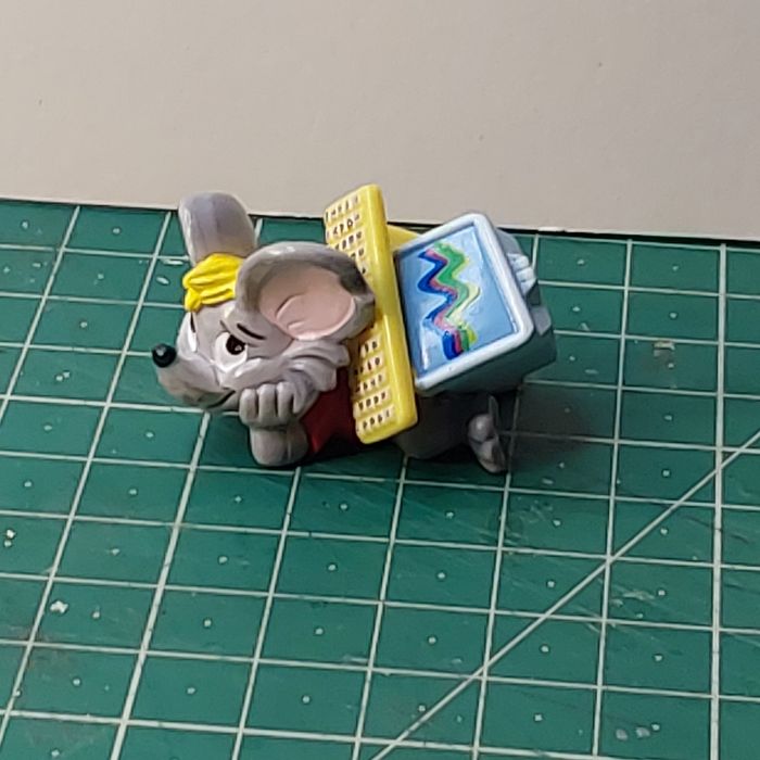 Kinder Mega Mouse incompleta