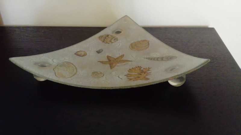 Prato decorativo pintado à mão