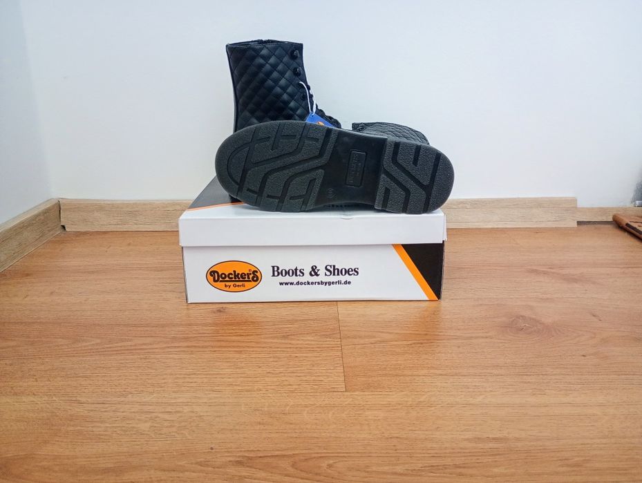 Pikowane botki damskie 40