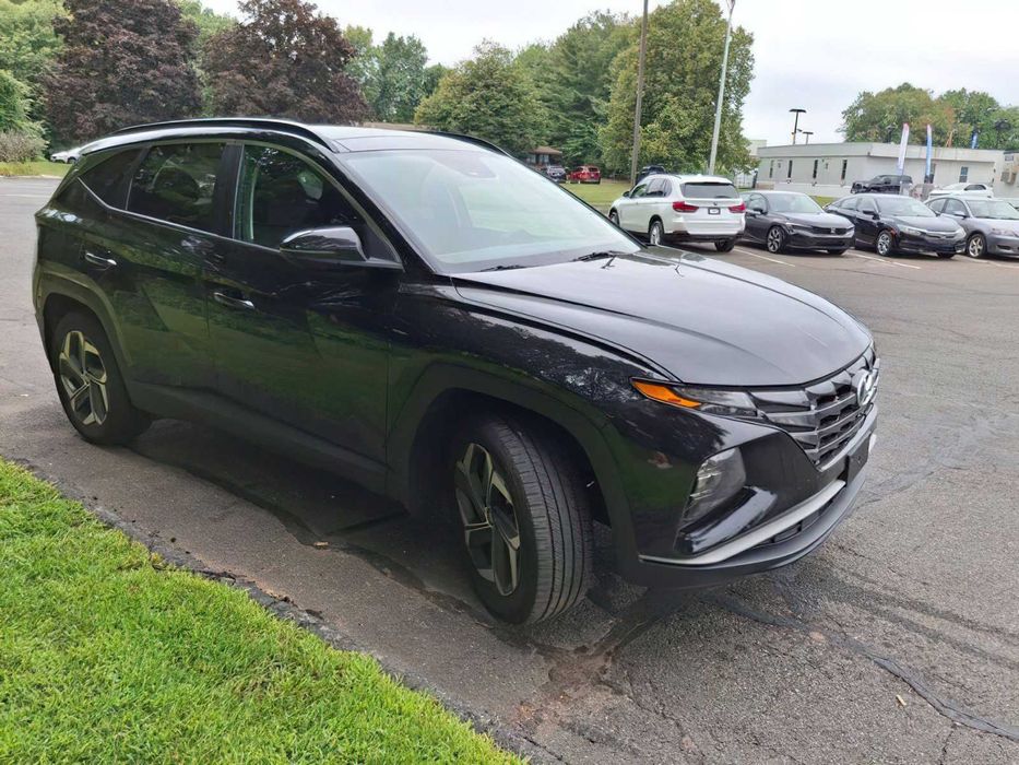 Hyundai Tucson Luxury hyb      2022