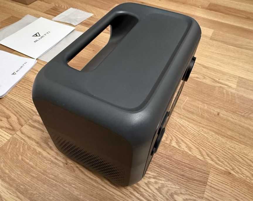 Зарядна станція BLUETTI AC2A Portable Power Station ємністю 204.8 Втг