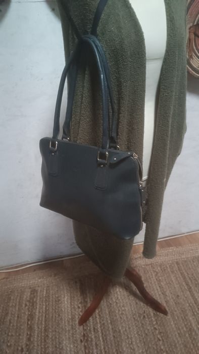 Skórzana torebka kuferek klasyka