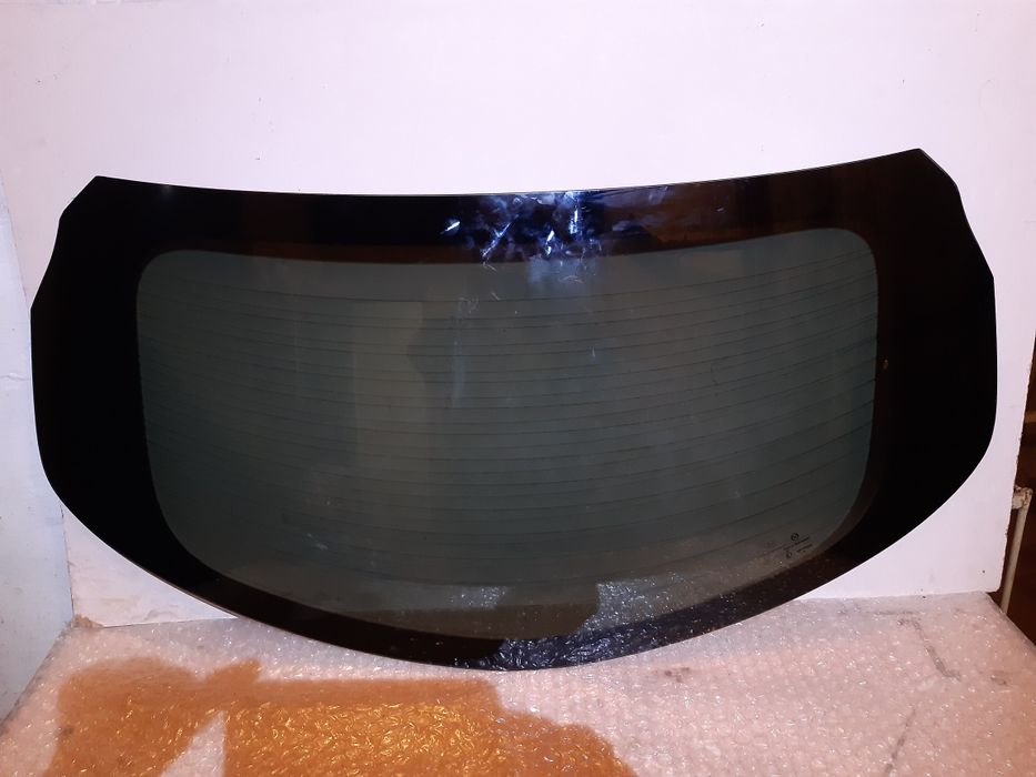 Кришка багажника оригінал Mazda 2 2014-2021