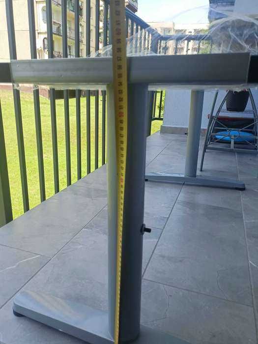 Stelaż stalowy z regulacją wysokości do biurka lub stołu