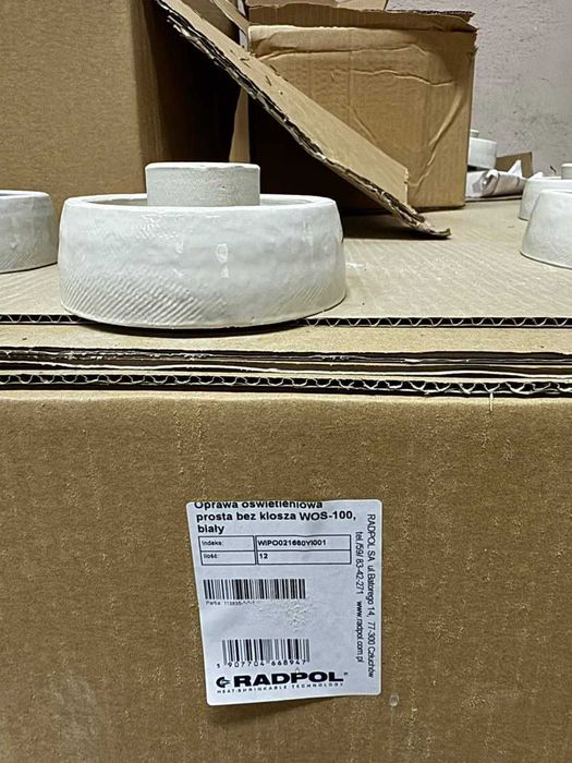 Oprawa oświetleniowa (skośna, prosta)