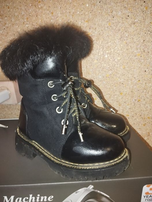 Зимові сапоги для дівчинки