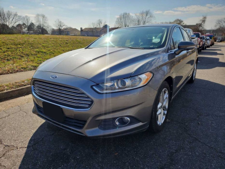 Ford Fusion      2013