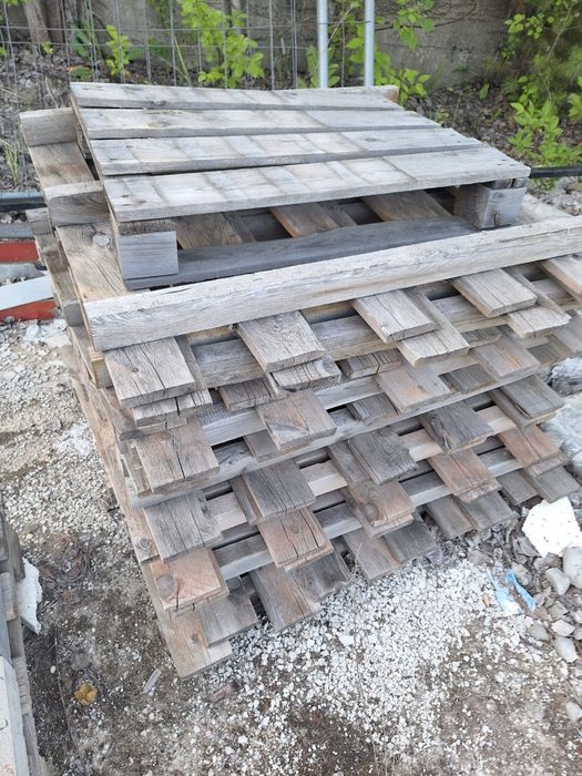 Sprzedam Palety różnych rozmiarów