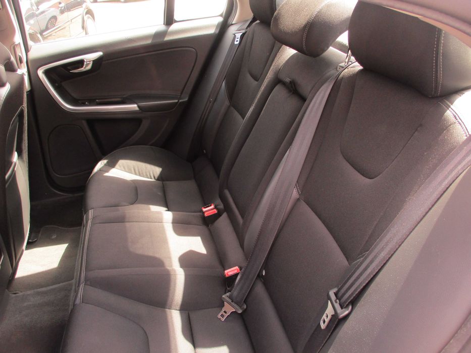 Volvo S60 2.0 D 3 momentum Nacional c/garantia e revisao kit distribuição
