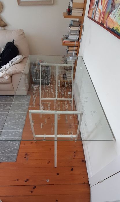 Secretária Ikea em vidro