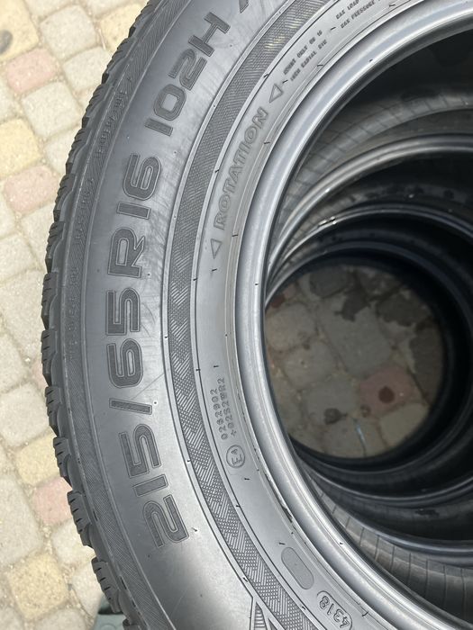 Шини б/у резина 215/65R16