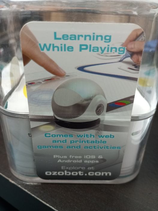 Ozobot learnig wile playing