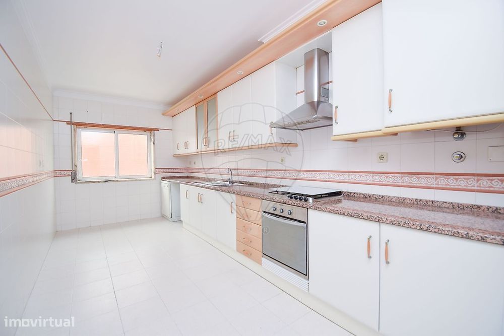 Apartamento T3 para arrendamento