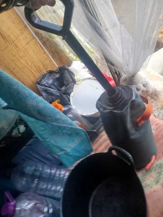 Saco de duche de 10 litros da Decathlon quase novo