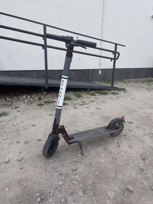 Nowa hulajnoga elektryczna Frugal