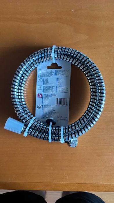 Mangueira de chuveiro em PVC