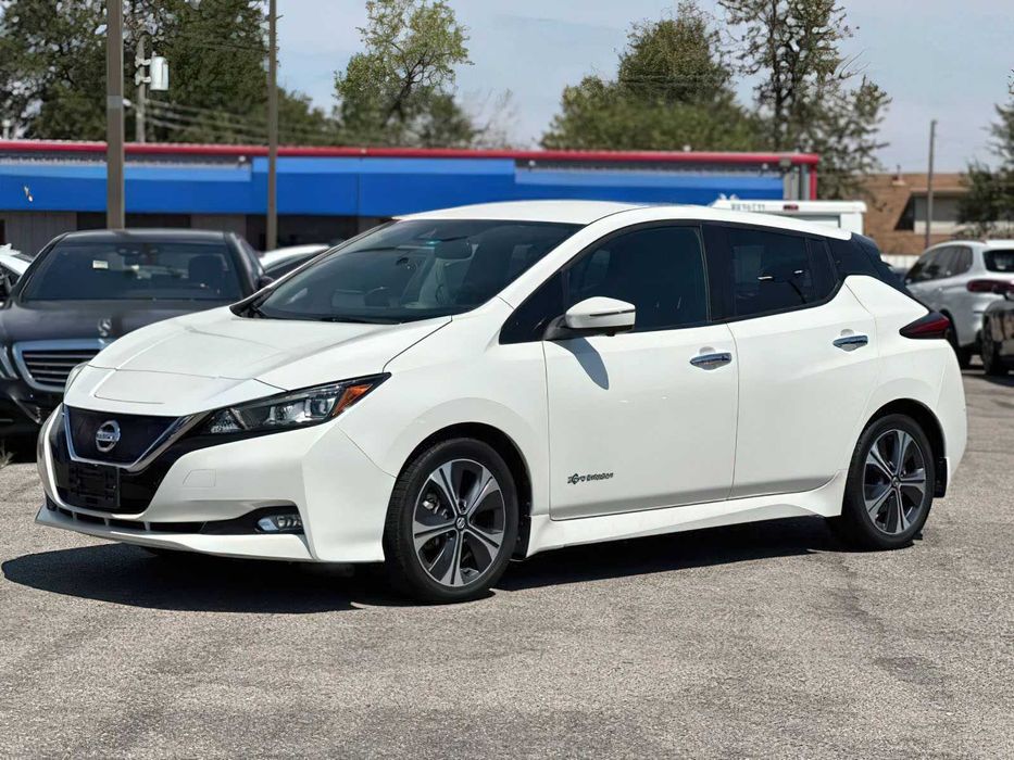 Nissan LEAF      2018