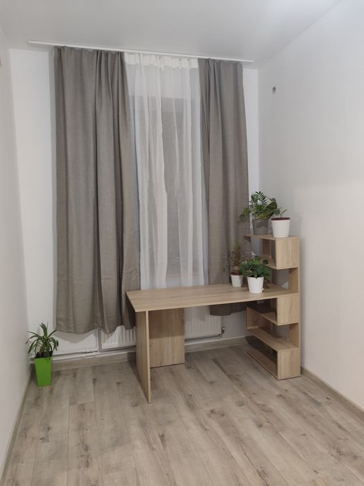 Стіл комп'ютерний, письмовий