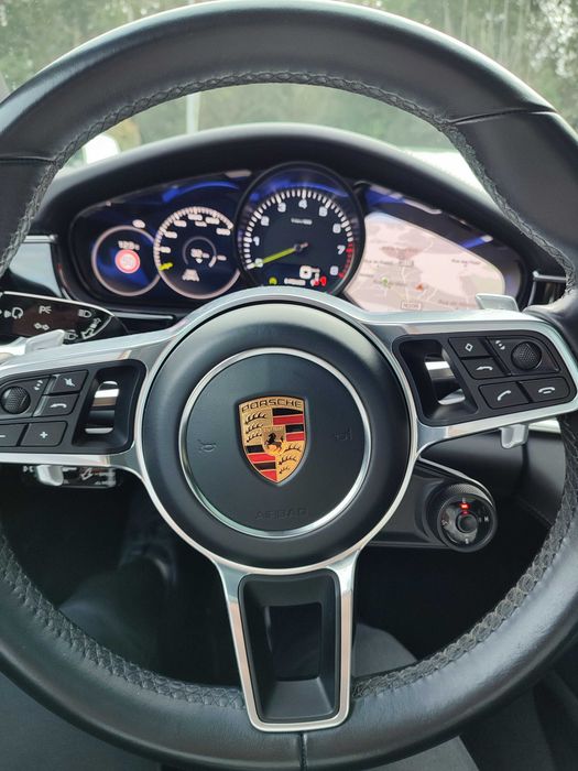 Porsche panamera sport turismo 4 e-hybrid sport chrono
