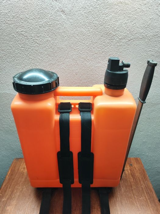 Оприскувач гідравличний садовий "КВАРЦ" 12 литрів на запчастини