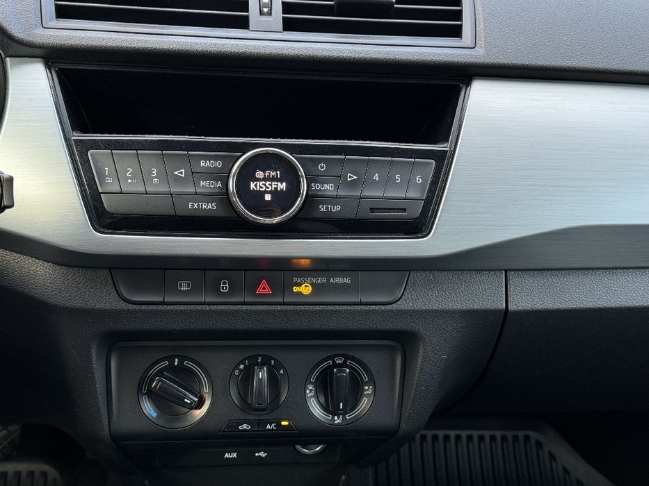 Skoda Fabia NEW Official