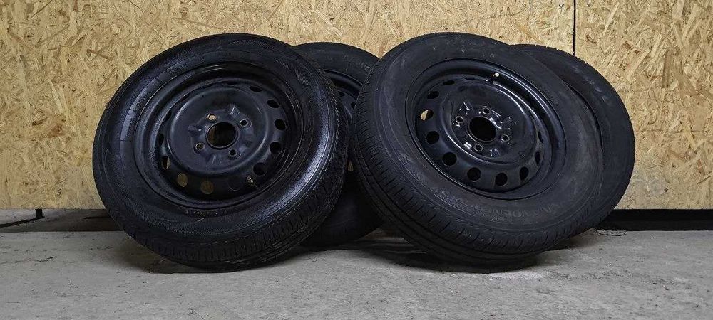 2 шт. 185/65 R14 "Toyo NanoEnergy 3" літні шини