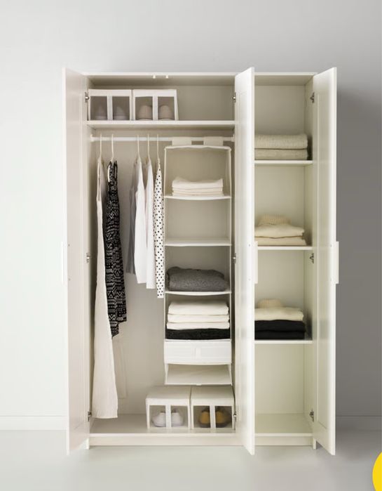 Vendo um roupeiro de 3 portas do IKEA