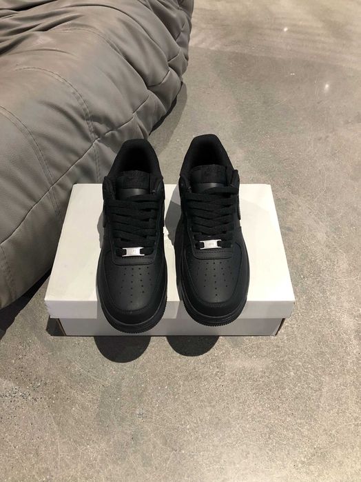 Nike Air Force 1 Czarny 43