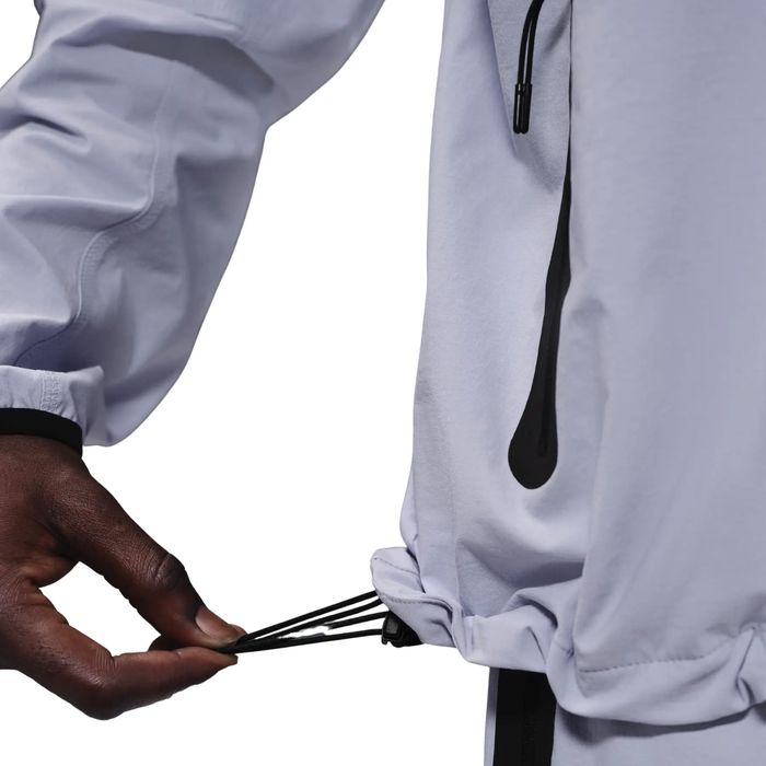 Вітровка куртка Nike Tech Woven оригінал HM7151-057