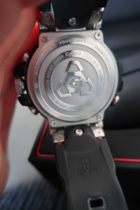Casio G-SHOCK MT-G MTG-B1000-1A оригінал / Tough Solar / Bluetooth