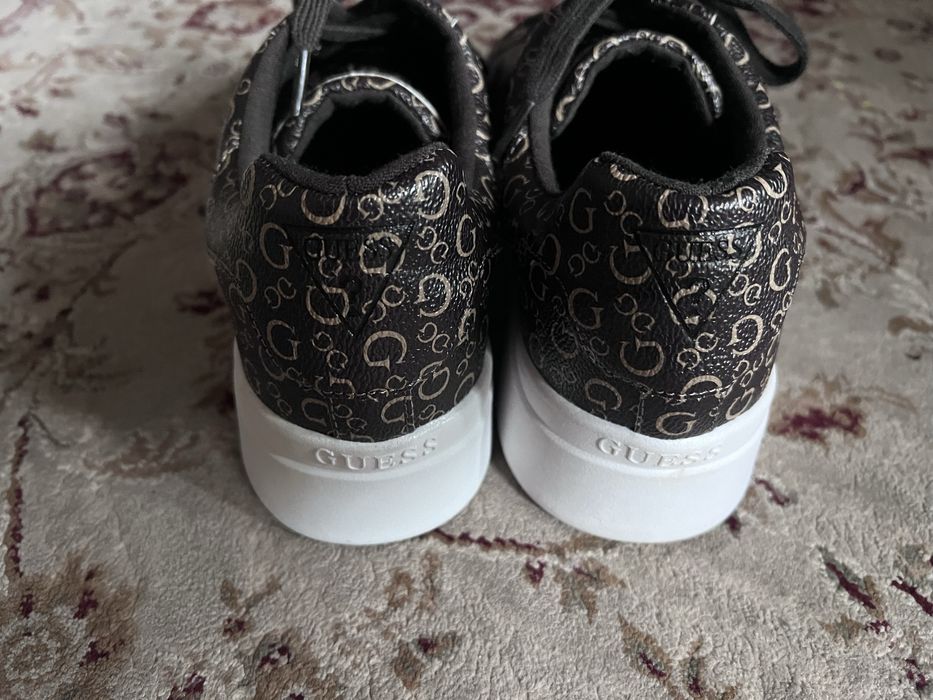 Кеди унісекс  Guess