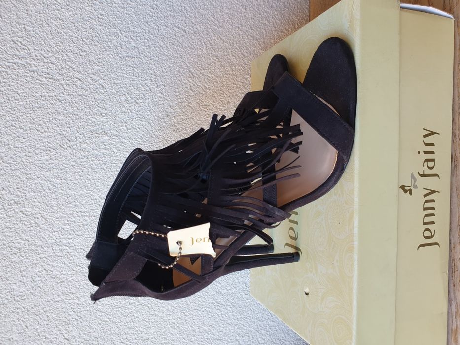 Nowe sandałki szpilki frędzle 39