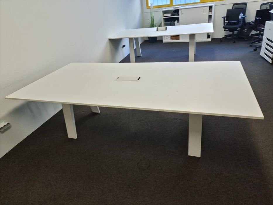 Mesa retangular branca