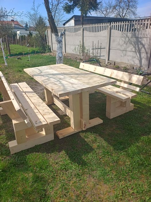 Stół ławki zestaw ogrodowy grube drewno meble ogrodowe