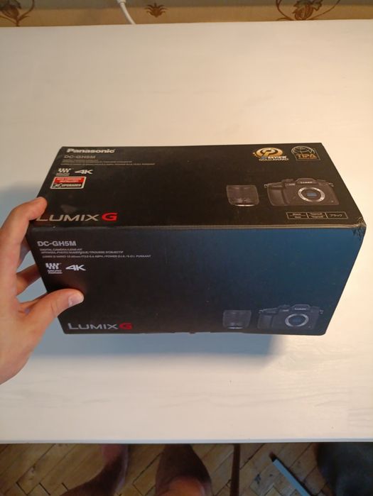 Panasonic Lumix GH5 з кітовим об'єктивом 12-60 мм(майже новий) + звук + аксесуари