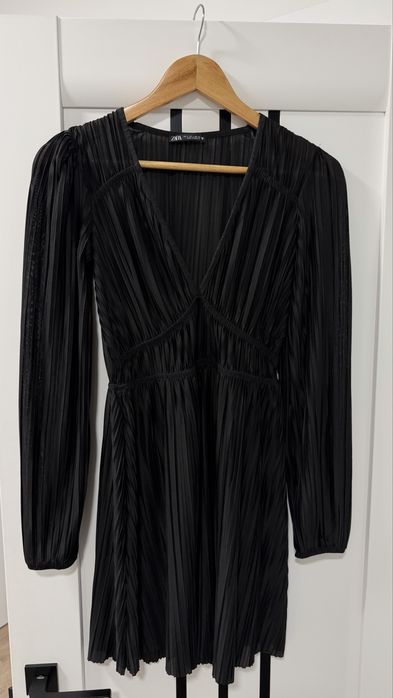 Чорна сукня Zara, розмір S