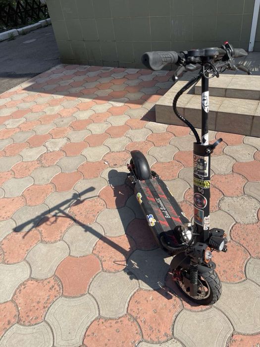 Електросамокат Best Scooter