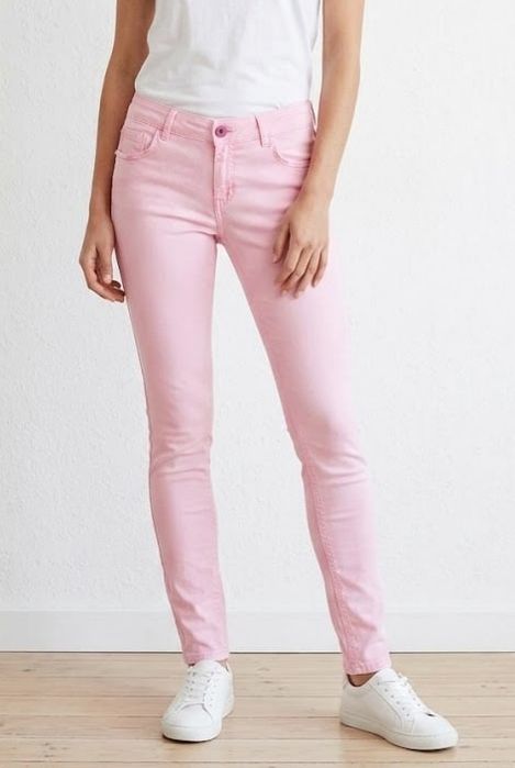 Cienkie elastyczne jeansy skinny rurki pastelowy pudrowy róż M 38