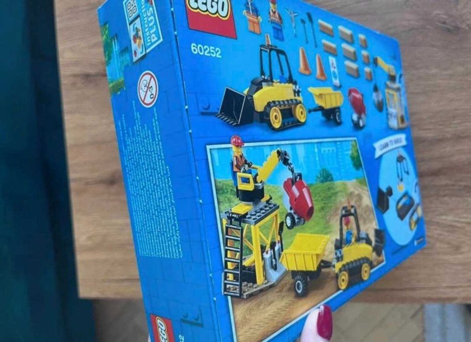 Nowy zestaw Lego City 60252, Buldożer budowlany