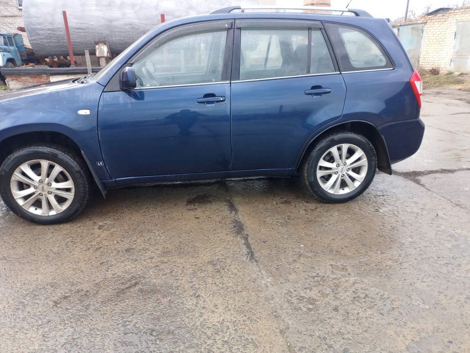 Автомобиль Черт Тиго