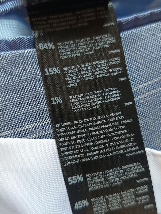 Garnitur męski niebieski