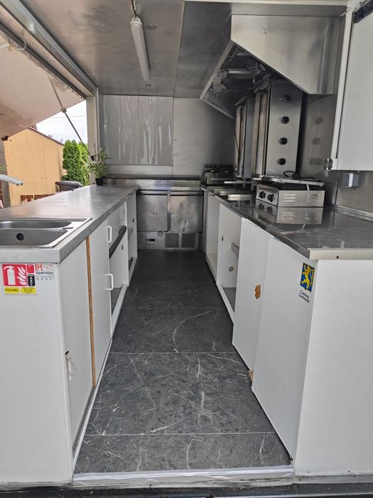 Renault food truck