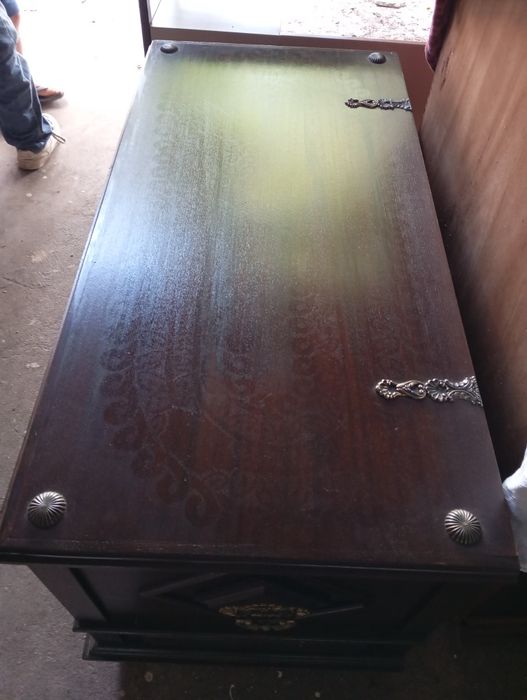 Arca em mogno - bom estado