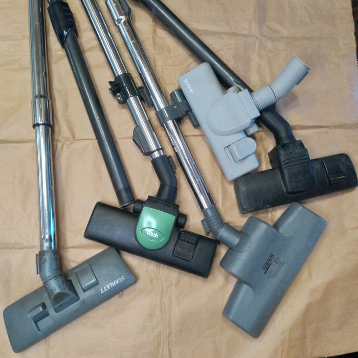 Щітка з палкою для пилосмока