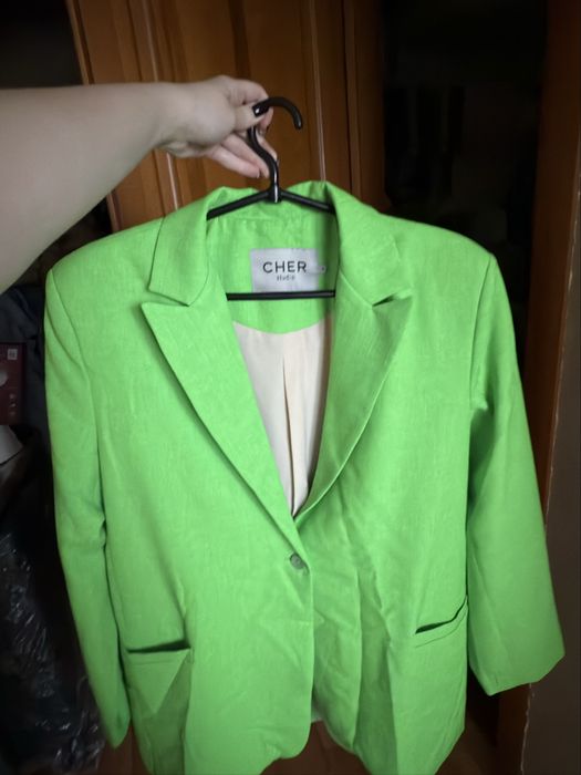Стильний жакет Cher 17