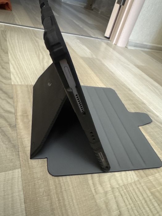 iPad Pro 12,9 2022 Nillkin black bumper snapsafe multifunktional case