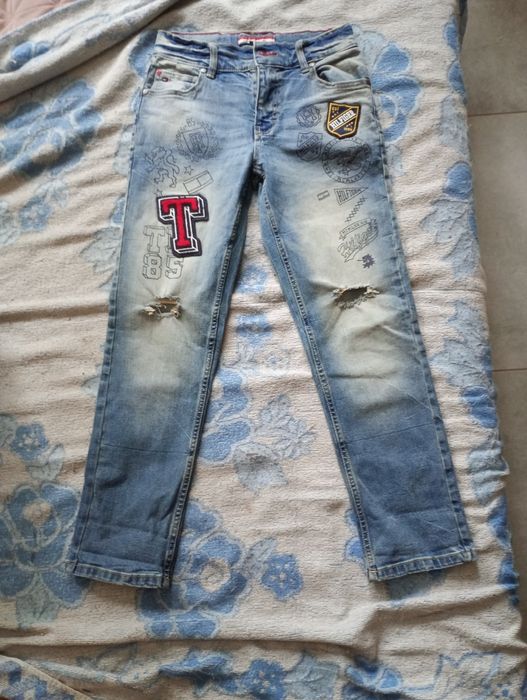 Tommy Hilfiger oryginalne spodnie jeansowe dla chłopca